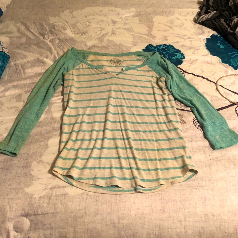 Authentic American Heritage mid sleeve t